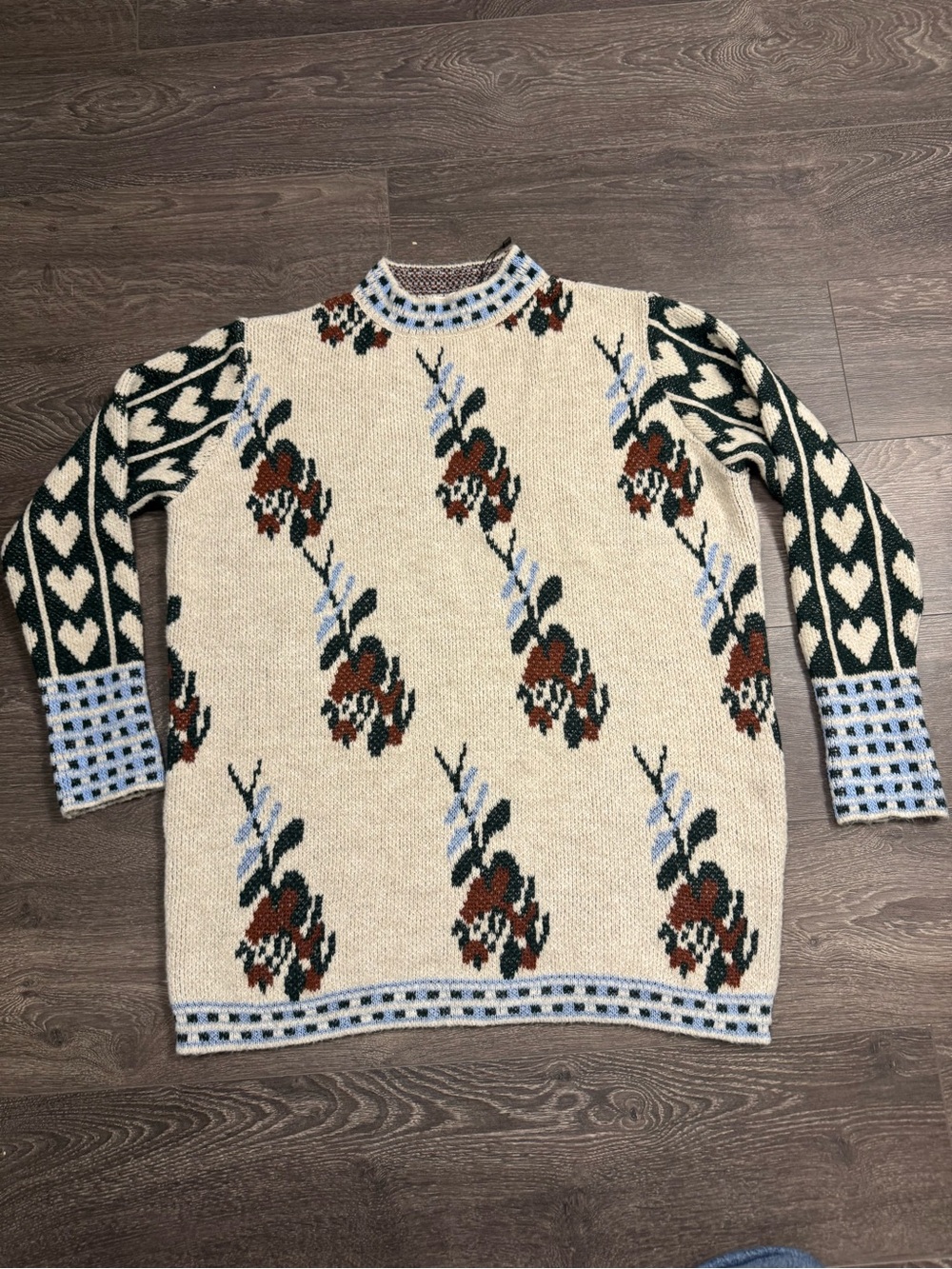 Cream Floral Crewneck Sweater with Heart-Patterned Sleeves